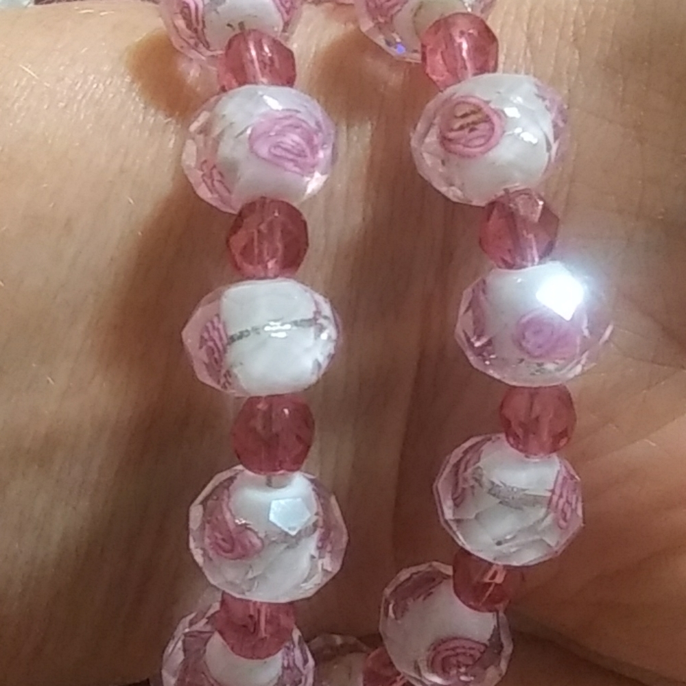 Gorgeous vintage glass necklace - Picture 6 of 8
